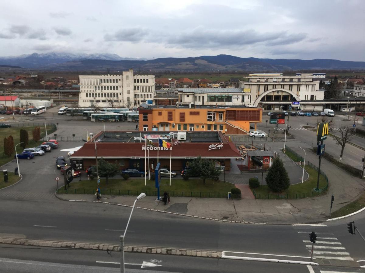 Garsoniera Mihaela Appartement Deva Buitenkant foto