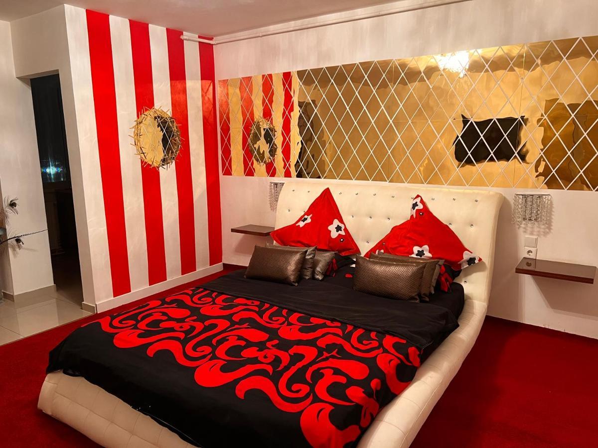 Garsoniera Mihaela Appartement Deva Buitenkant foto